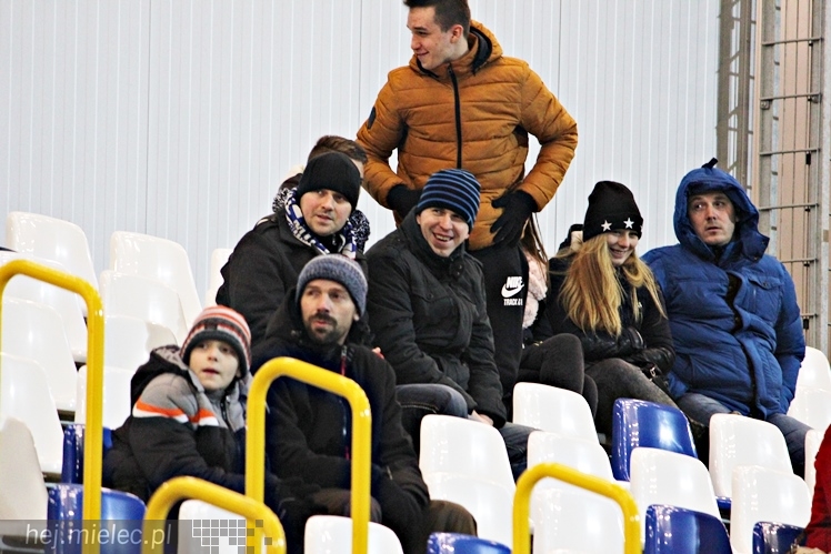 Mecz Wigilijny 2014 na Stadionie Miejskim: Piłkarze - Kibice 6:5