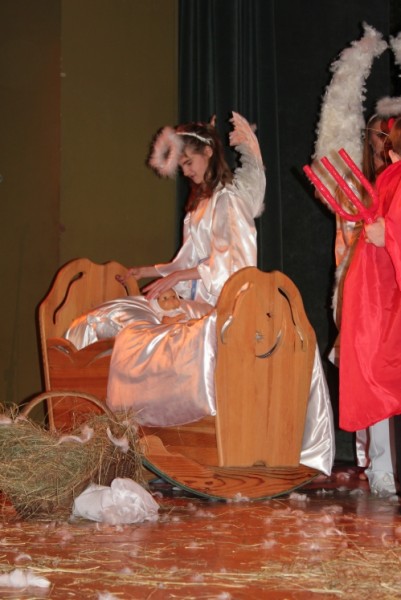 ?1: 0 dla Nieba?, czyli przedstawienie jasełkowe podopiecznych filii OREW w Woli Pławskiej