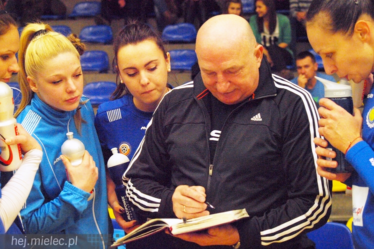 Siatkarze kontra siatkarki