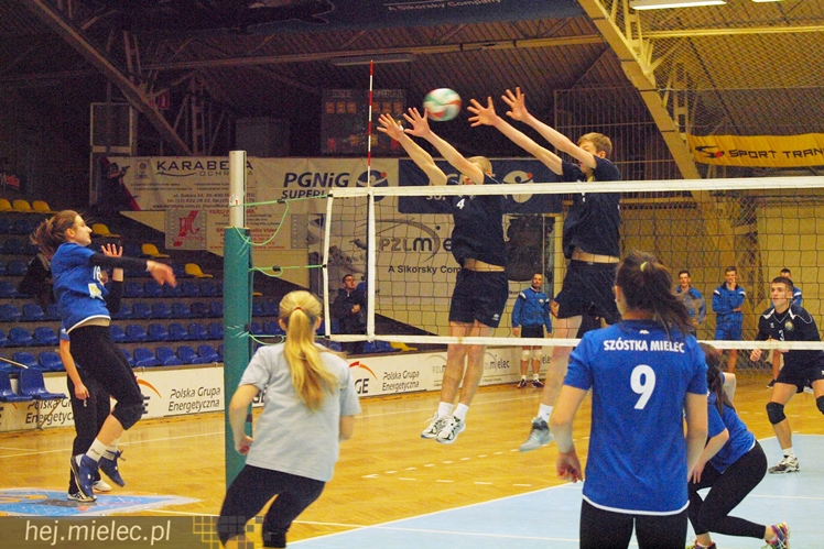 Siatkarze kontra siatkarki