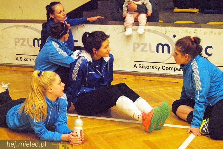 Siatkarze kontra siatkarki