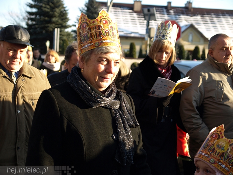 Największe jasełka uliczne: Orszak Trzech Króli w Chorzelowie