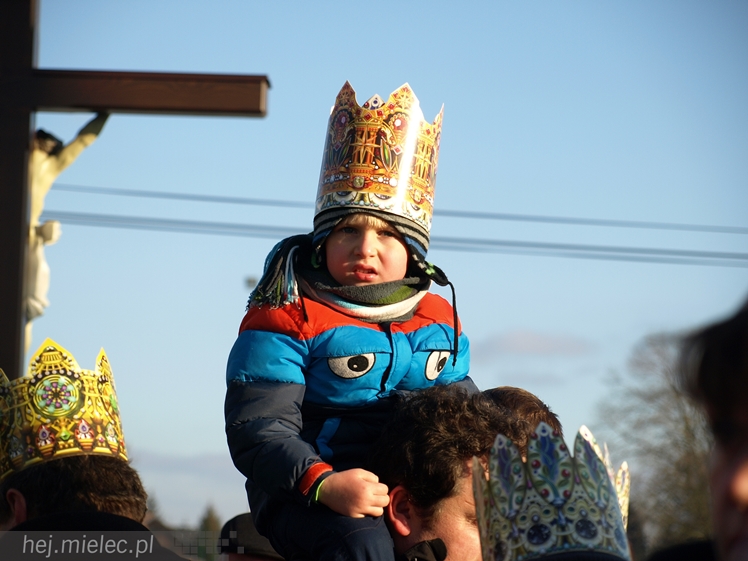 Największe jasełka uliczne: Orszak Trzech Króli w Chorzelowie