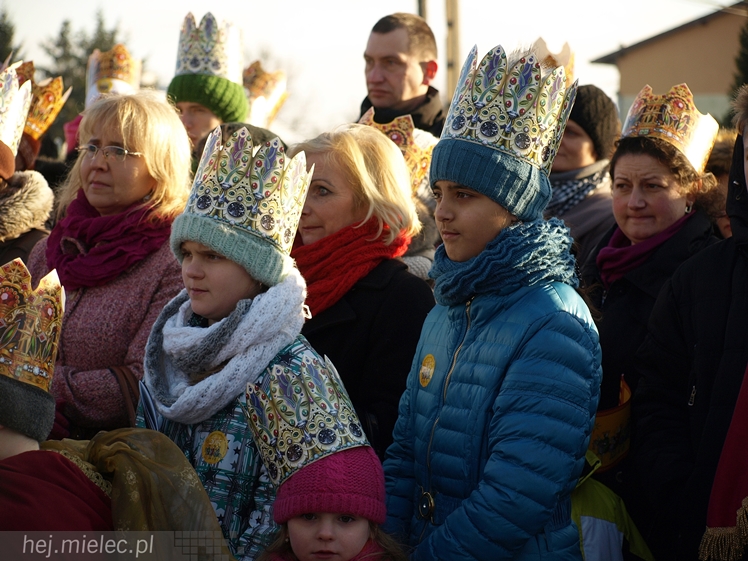 Największe jasełka uliczne: Orszak Trzech Króli w Chorzelowie