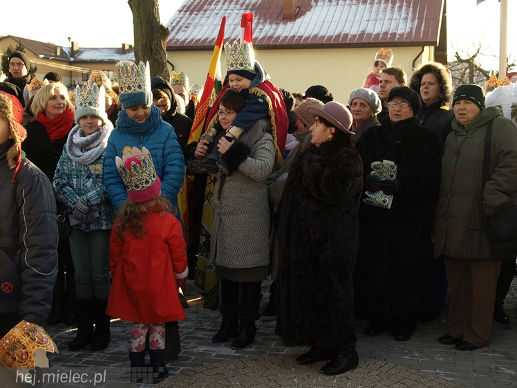 Największe jasełka uliczne: Orszak Trzech Króli w Chorzelowie