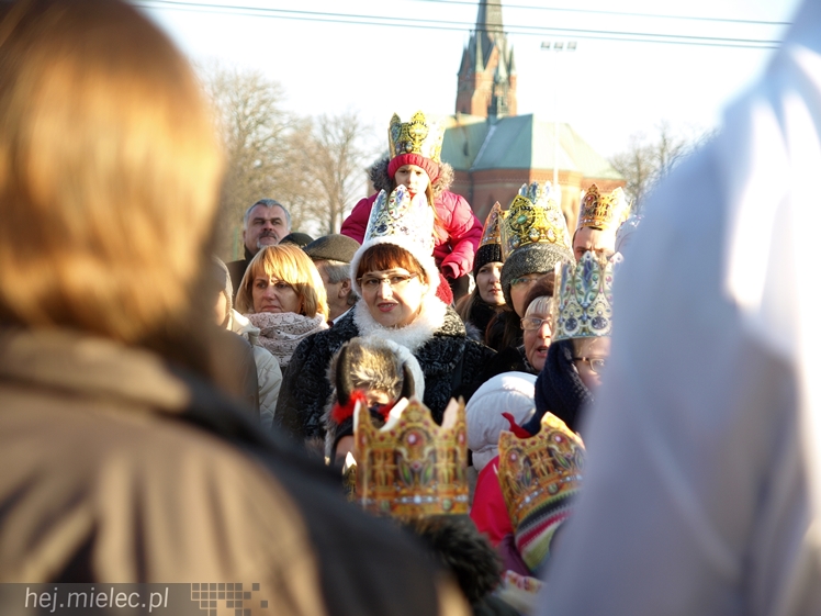 Największe jasełka uliczne: Orszak Trzech Króli w Chorzelowie