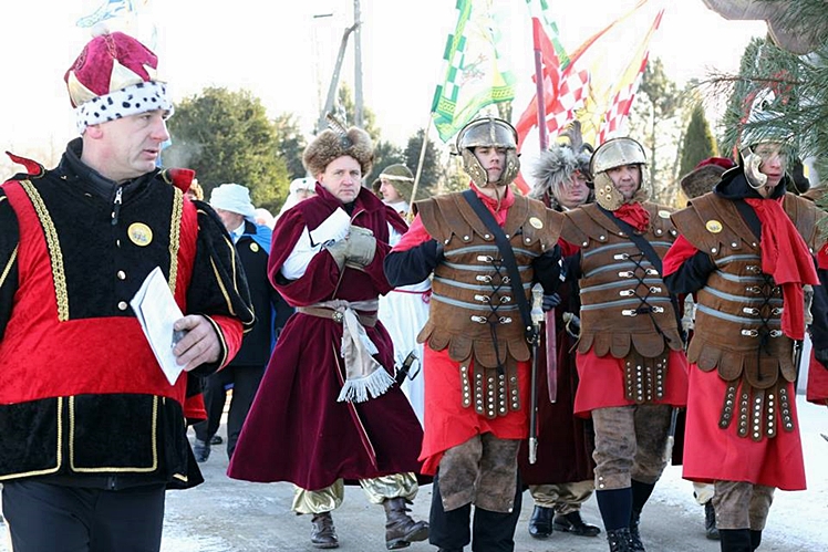 Orszak Trzech Króli przeszedł ulicami Partyni