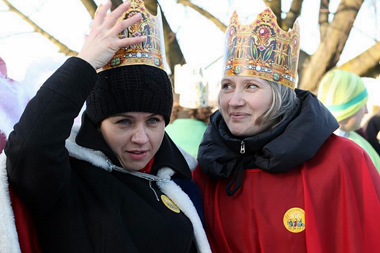 Orszak Trzech Króli przeszedł ulicami Partyni