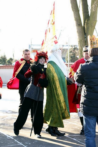 Orszak Trzech Króli przeszedł ulicami Partyni