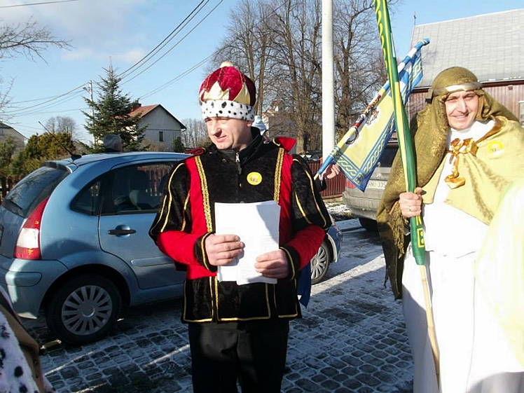 Orszak Trzech Króli przeszedł ulicami Partyni