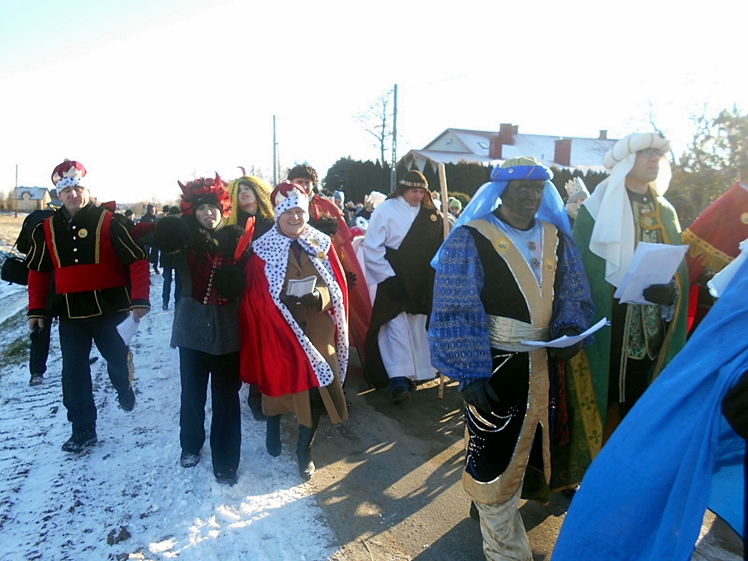 Orszak Trzech Króli przeszedł ulicami Partyni