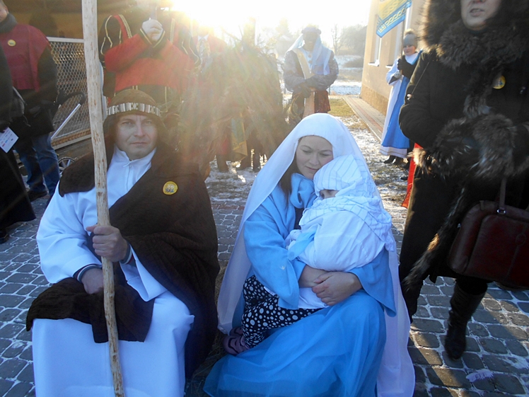 Orszak Trzech Króli przeszedł ulicami Partyni