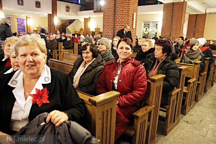 MIELECKIE KOLĘDOWANIE 2015 - w Kościele MBNP w Mielcu
