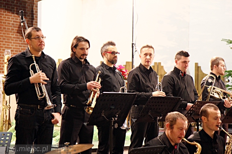 MIELECKIE KOLĘDOWANIE 2015 - w Kościele MBNP w Mielcu
