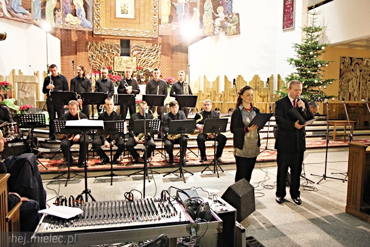 MIELECKIE KOLĘDOWANIE 2015 - w Kościele MBNP w Mielcu