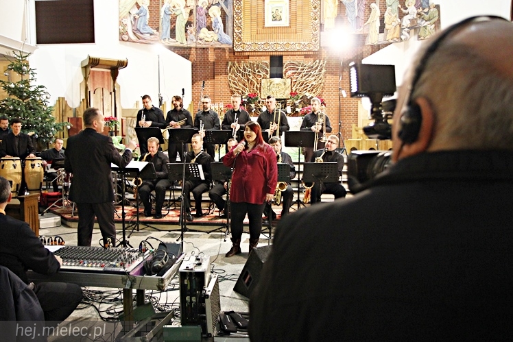 MIELECKIE KOLĘDOWANIE 2015 - w Kościele MBNP w Mielcu