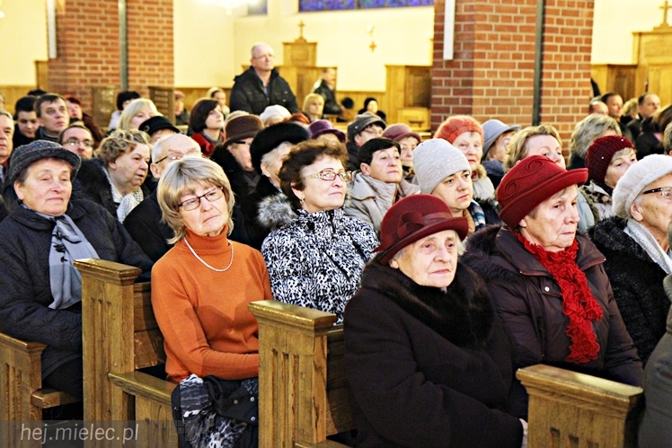 MIELECKIE KOLĘDOWANIE 2015 - w Kościele MBNP w Mielcu