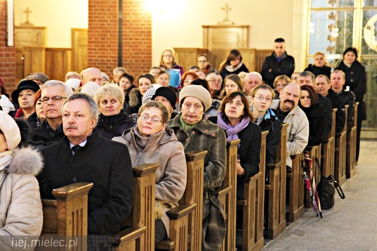 MIELECKIE KOLĘDOWANIE 2015 - w Kościele MBNP w Mielcu
