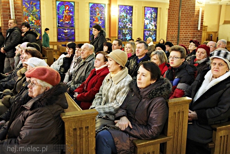 MIELECKIE KOLĘDOWANIE 2015 - w Kościele MBNP w Mielcu