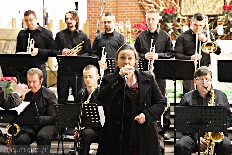MIELECKIE KOLĘDOWANIE 2015 - w Kościele MBNP w Mielcu