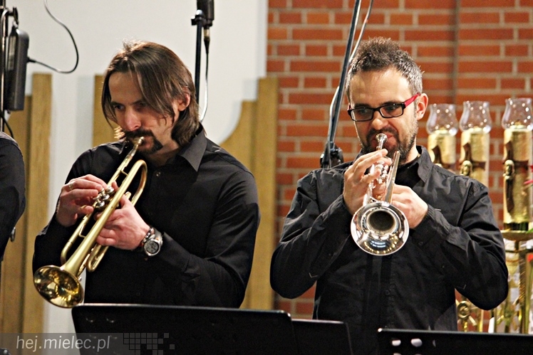 MIELECKIE KOLĘDOWANIE 2015 - w Kościele MBNP w Mielcu