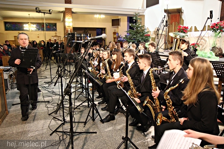 MIELECKIE KOLĘDOWANIE 2015 - w Kościele MBNP w Mielcu