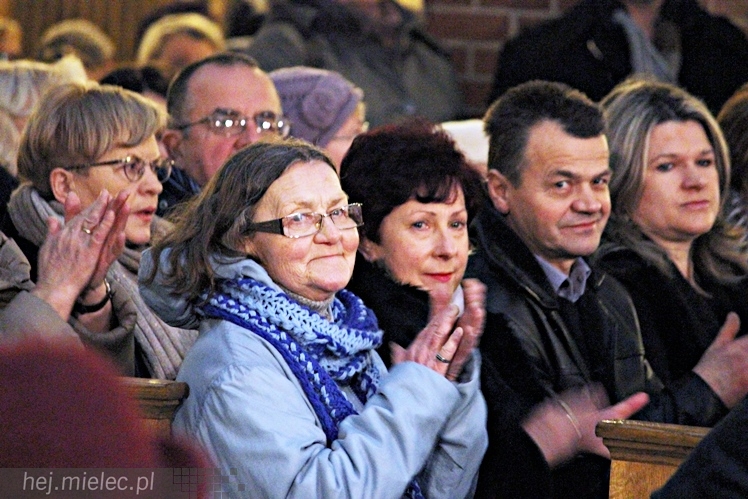 MIELECKIE KOLĘDOWANIE 2015 - w Kościele MBNP w Mielcu