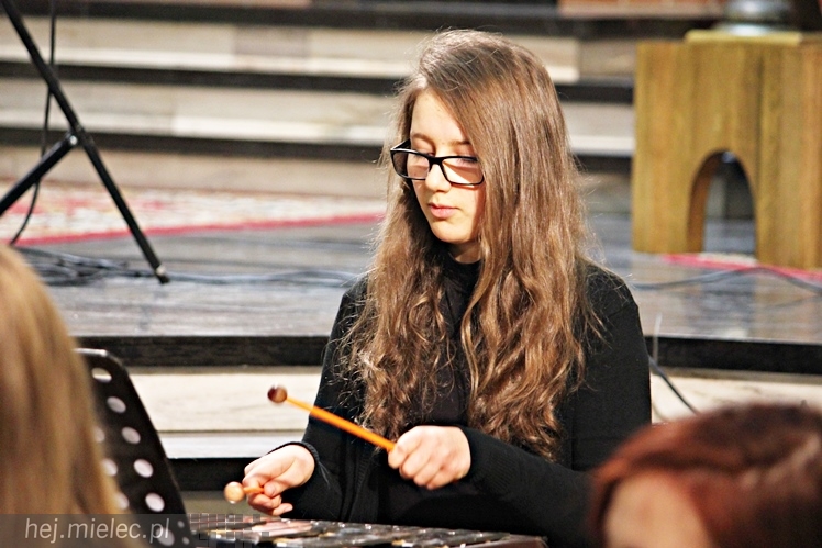 MIELECKIE KOLĘDOWANIE 2015 - w Kościele MBNP w Mielcu