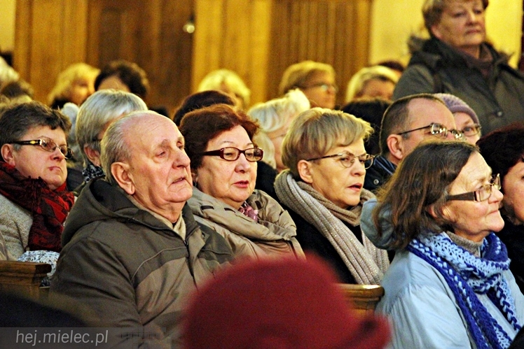 MIELECKIE KOLĘDOWANIE 2015 - w Kościele MBNP w Mielcu