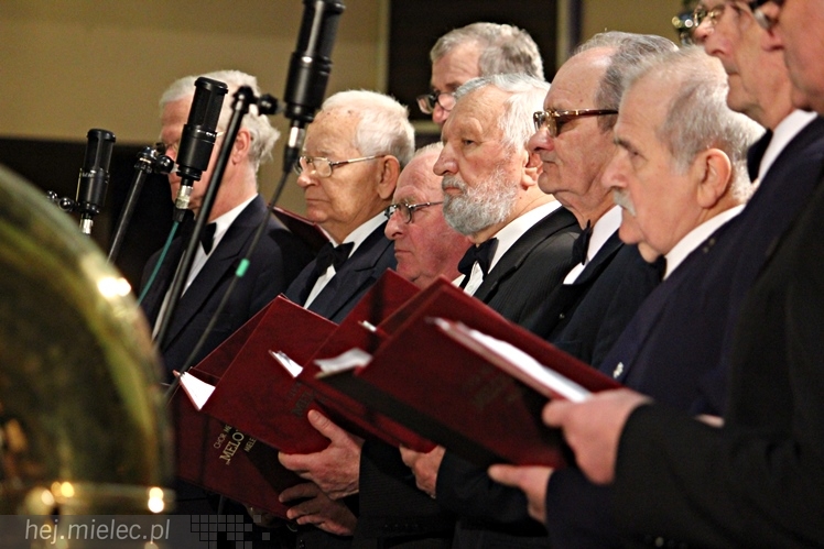 MIELECKIE KOLĘDOWANIE 2015 - w Kościele MBNP w Mielcu