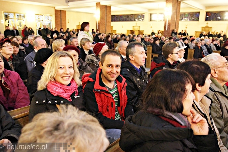 MIELECKIE KOLĘDOWANIE 2015 - w Kościele MBNP w Mielcu