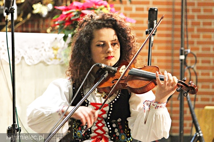 MIELECKIE KOLĘDOWANIE 2015 - w Kościele MBNP w Mielcu