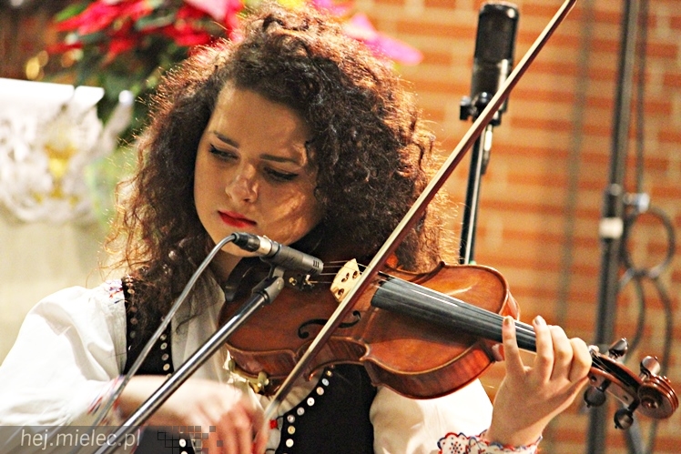 MIELECKIE KOLĘDOWANIE 2015 - w Kościele MBNP w Mielcu