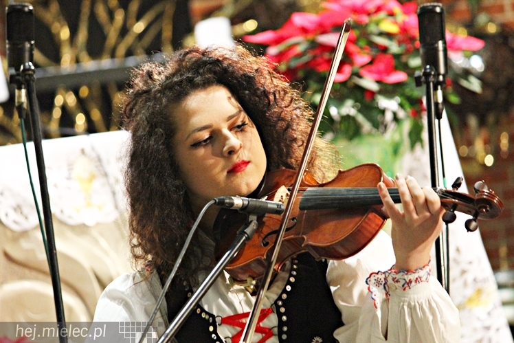 MIELECKIE KOLĘDOWANIE 2015 - w Kościele MBNP w Mielcu