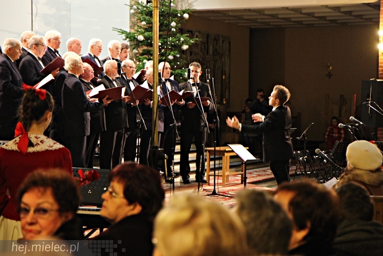 MIELECKIE KOLĘDOWANIE 2015 - w Kościele MBNP w Mielcu