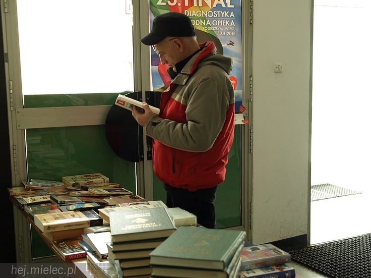 Giełda książek i licytacja ? Miejska Biblioteka Publiczna włączyła się do akcji WOŚP
