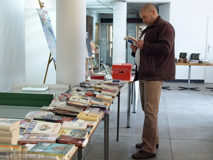 Giełda książek i licytacja ? Miejska Biblioteka Publiczna włączyła się do akcji WOŚP