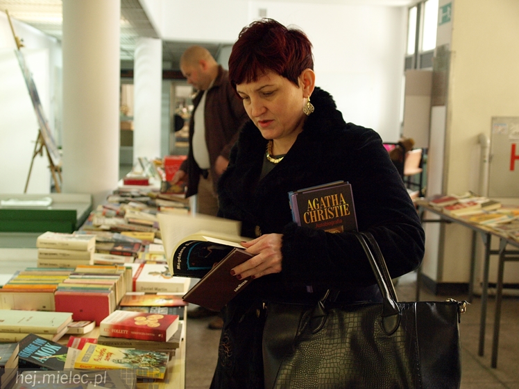 Giełda książek i licytacja ? Miejska Biblioteka Publiczna włączyła się do akcji WOŚP