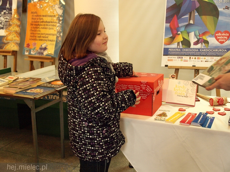 Giełda książek i licytacja ? Miejska Biblioteka Publiczna włączyła się do akcji WOŚP