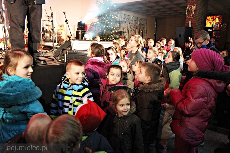 Kolędowanie z gwiazdami: Joszko Broda. Dzieci z Brodą
