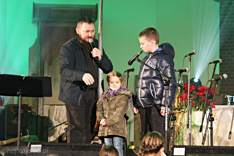 Kolędowanie z gwiazdami: Joszko Broda. Dzieci z Brodą