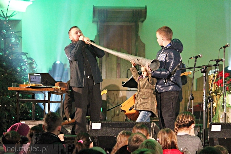 Kolędowanie z gwiazdami: Joszko Broda. Dzieci z Brodą