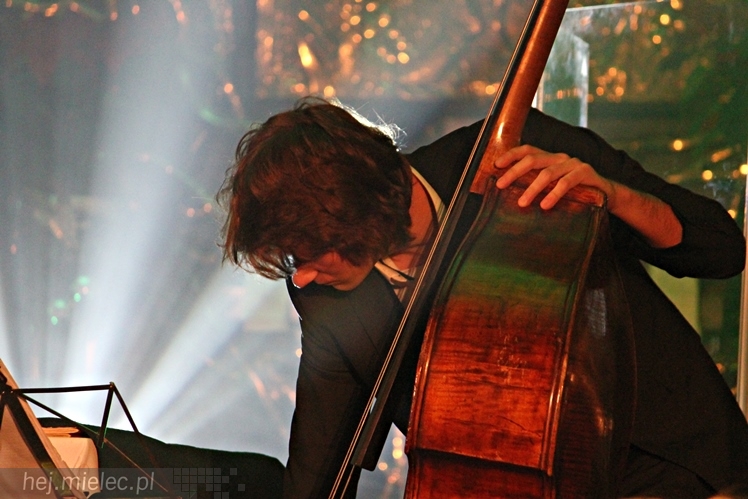 Kolędowanie z gwiazdami: Joszko Broda. Dzieci z Brodą