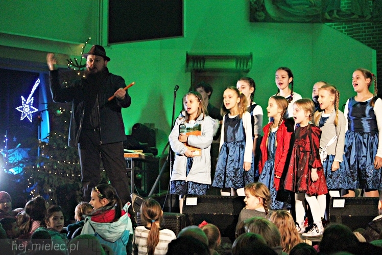Kolędowanie z gwiazdami: Joszko Broda. Dzieci z Brodą