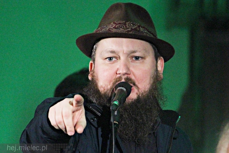 Kolędowanie z gwiazdami: Joszko Broda. Dzieci z Brodą