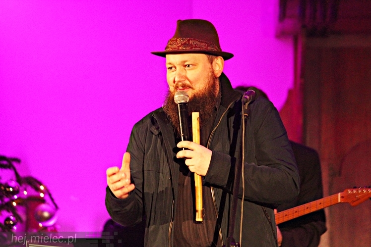 Kolędowanie z gwiazdami: Joszko Broda. Dzieci z Brodą