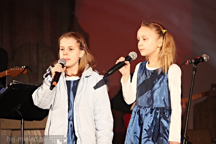 Kolędowanie z gwiazdami: Joszko Broda. Dzieci z Brodą