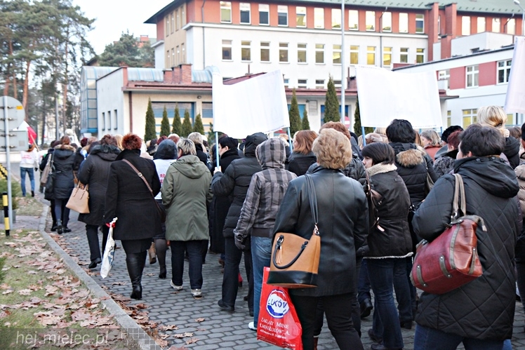 Strajk ostrzegawczy nielekarskich grup zawodowych w Szpitalu Powiatowym w Mielcu