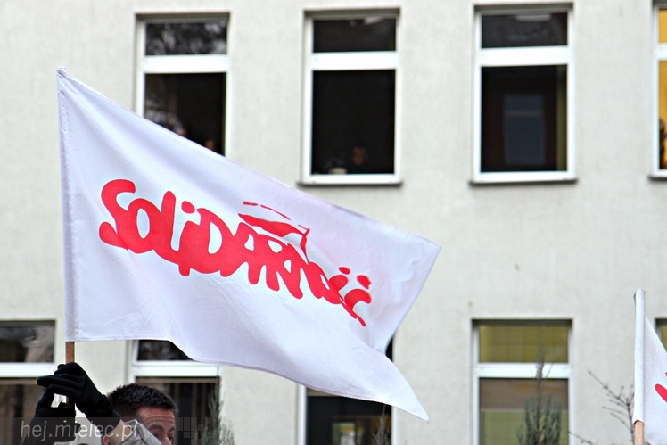 Strajk ostrzegawczy nielekarskich grup zawodowych w Szpitalu Powiatowym w Mielcu