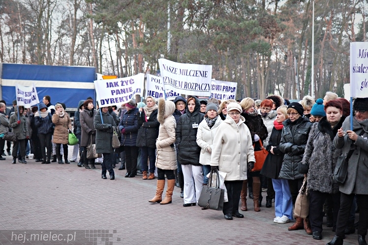 Strajk ostrzegawczy nielekarskich grup zawodowych w Szpitalu Powiatowym w Mielcu